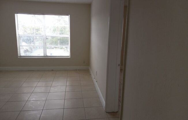 1 bed, 1 bath, $1,900