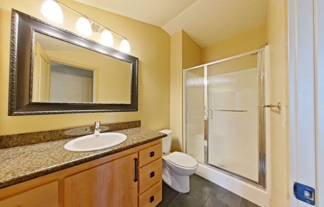 3 beds, 3.5 baths, $2,800, Unit 2844 Lord Byron Place