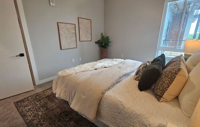 1 bed, 1 bath, 904 sqft, $1,695, Unit 217