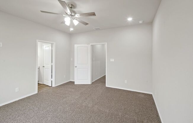 3 beds, 2.5 baths, 1,380 sqft, $2,249, Unit 9193 Dietz Elkhorn Rd Unit 35