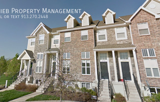 224 N Hedge Ln