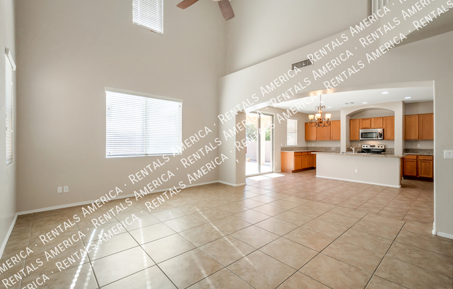 2641 E VERMONT CT