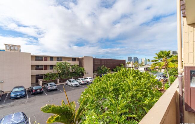 Perfectly Situated 2-Bedroom 1-Bath Hidden Gem in the Heart of Makiki