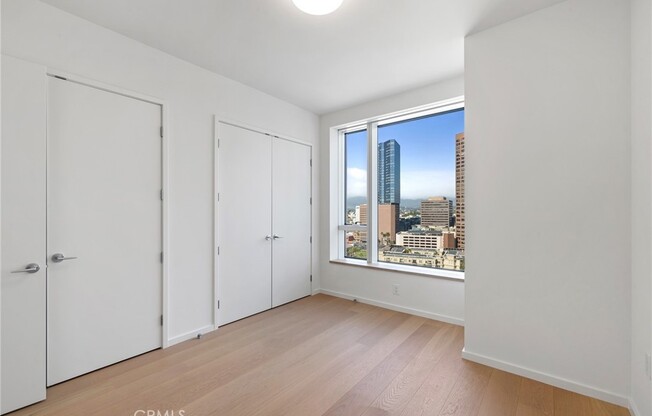 2 beds, 2 baths, 1,290 sqft, $4,600, Unit 2408