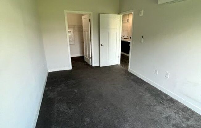 2 beds, 2 baths, 1,034 sqft, $1,850, Unit Lime 212
