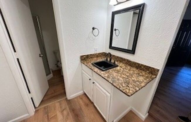 Studio, 1 bath, $1,095, Unit Unit 23