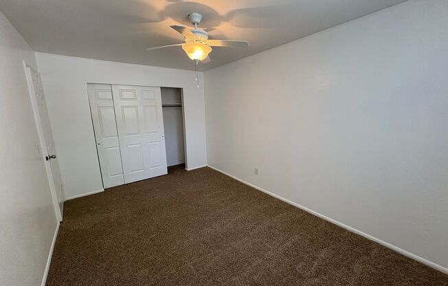 2 beds, 1 bath, 650 sqft, $1,375, Unit 26