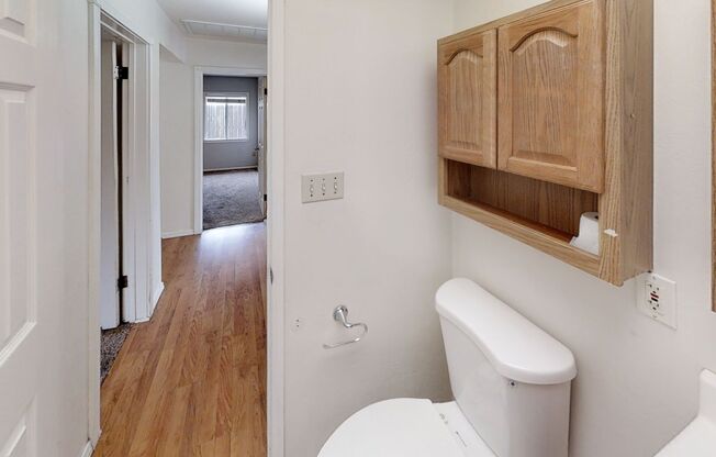 3 beds, 2 baths, $5,200, Unit 5106 Tipton St.