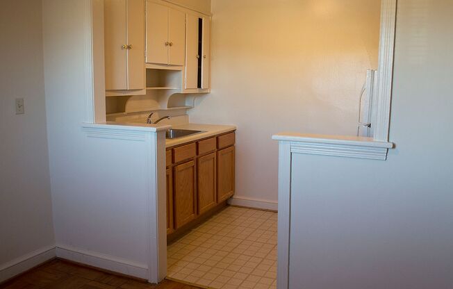 Studio, 1 bath, 400 sqft, $1,545, Unit 104