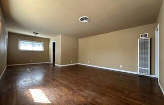 3 beds, 1 bath, $1,675