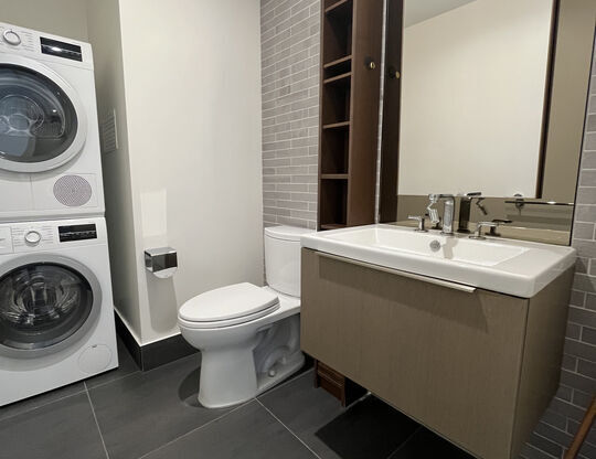 1 bed, 1.5 baths, 780 sqft, $3,000, Unit 701