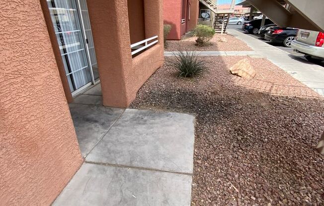 3 BED+2 BATH MANZANITA CONDO! HCVP CONSIDERED