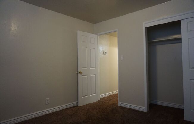 2 beds, 1 bath, 1,100 sqft, $1,500, Unit #A
