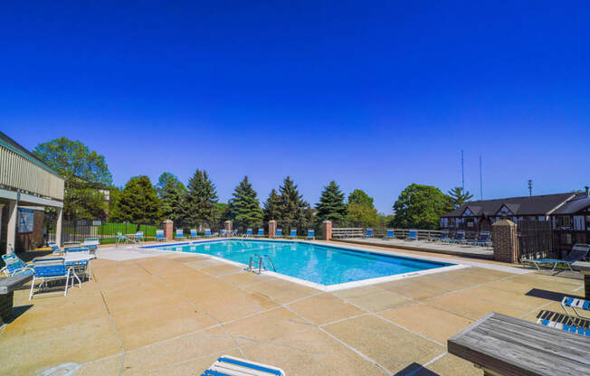 Access to Pool and Sundeck with Wi Fi at Seville Apartments, Kalamazoo