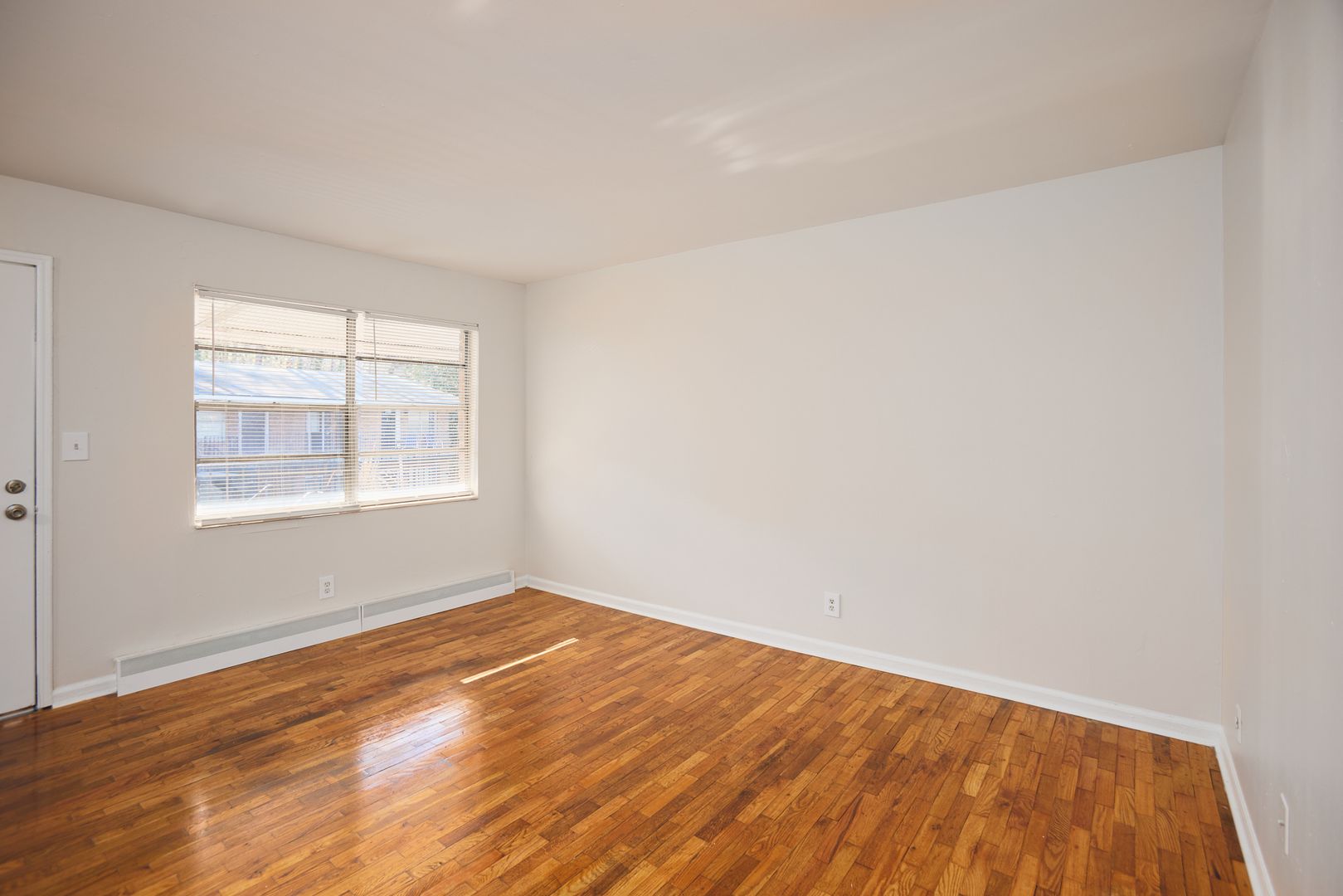 Lenox Hills Apartements