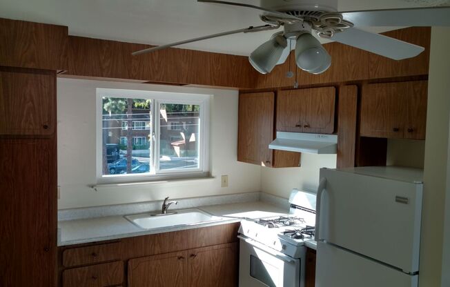 Studio, 1 bath, 500 sqft, $1,750, Unit 26