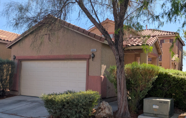 Southwest 4 Bed with Courtyard