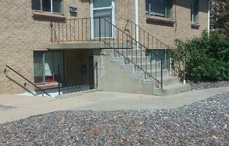 2324-2338 S Race St