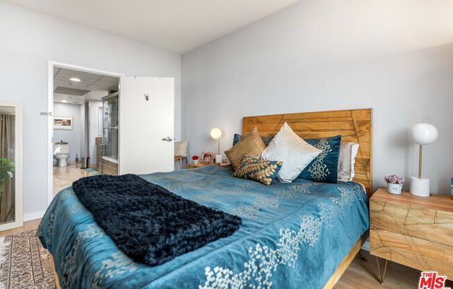 1 bed, 1 bath, 859 sqft, $4,250, Unit 621