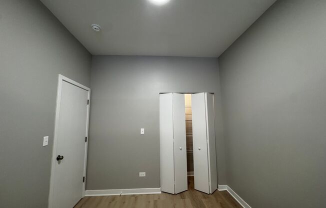 2 beds, 1 bath, $1,950, Unit 4007 #C