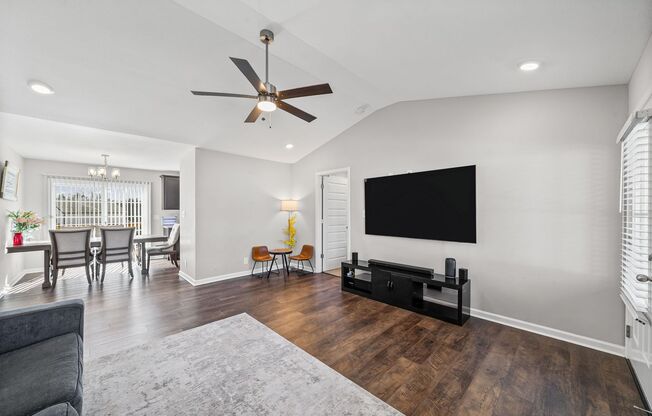 3 Bedroom 2 Full Bath Home For Rent near Post!