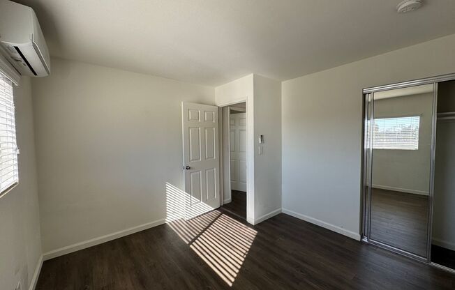 2 beds, 1 bath, $2,500, Unit D