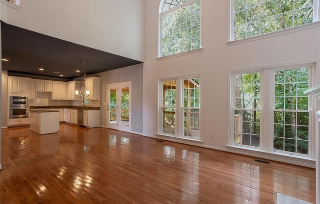 1030 LANCASTER WALK