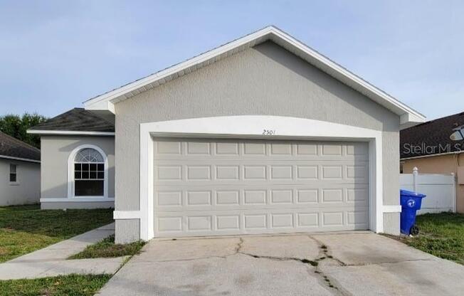 2501 SHELBY CIR