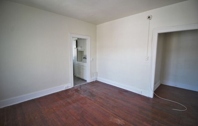 1 bed, 1 bath, 2 sqft, $950, Unit #504