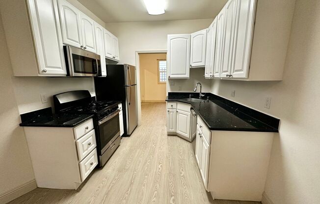 1242 Howard