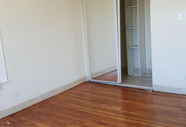 1 bed, 1 bath, $1,600, Unit 206