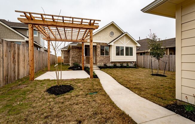 Modern 3 bed 2 bath home!