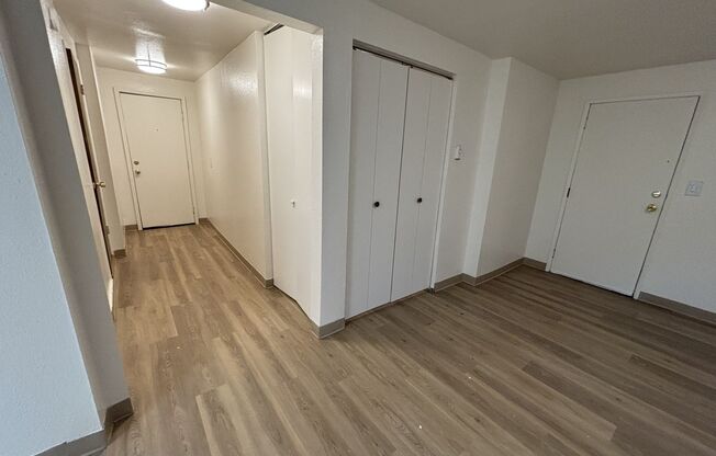 1 bed, 1 bath, 600 sqft, $1,495, Unit B