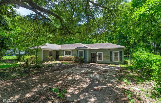 4 BEDROOM 2 BATH