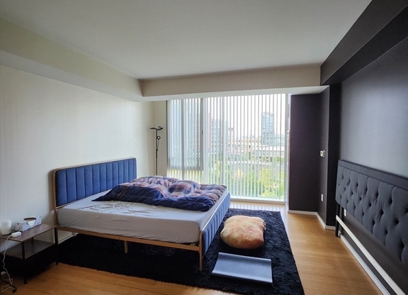 2 beds, 2 baths, 1,367 sqft, $4,800, Unit 811