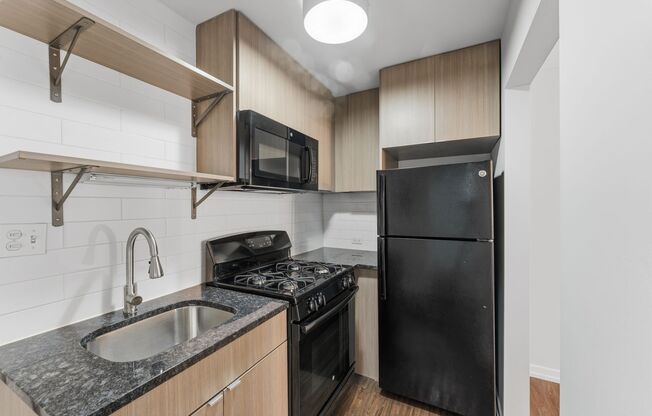 1 bed, 1 bath, 307 sqft, $1,750, Unit 322