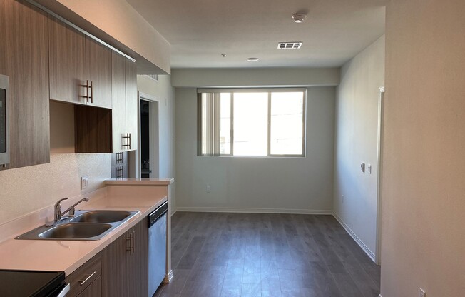 1 bed, 1 bath, 515 sqft, $1,895, Unit 201