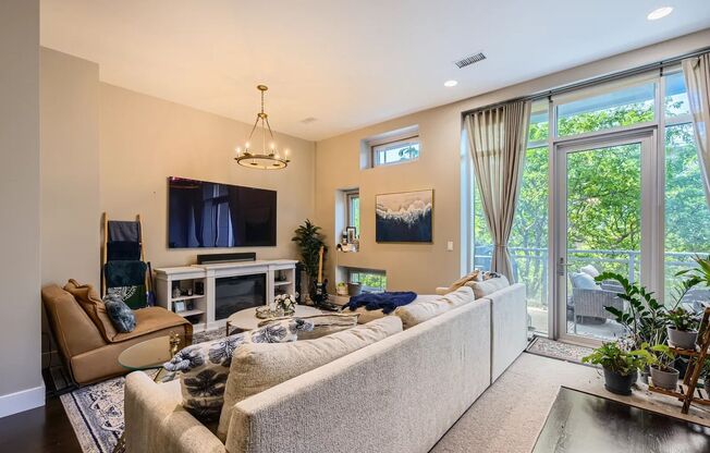 Beautiful 3 bedroom 3 Bathroom home
