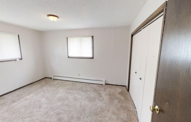 2 beds, 1 bath, $850