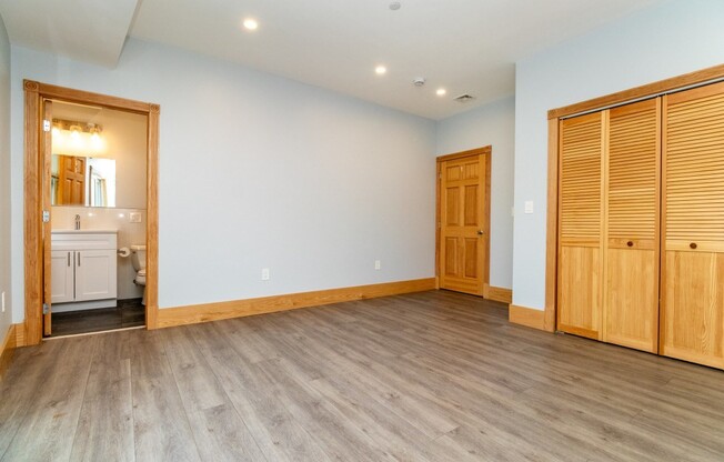 411 Adams