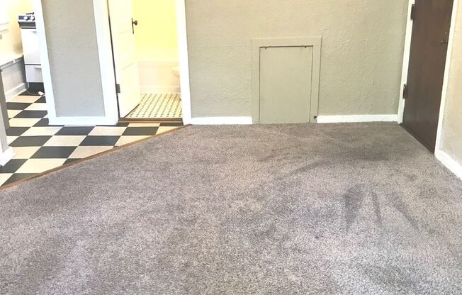 Studio, 1 bath, $745, Unit 32
