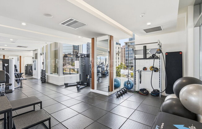 1 bed, 1 bath, 848 sqft, $3,850, Unit 411