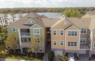 3/2~Soho St ~ Resort Style Living!!!