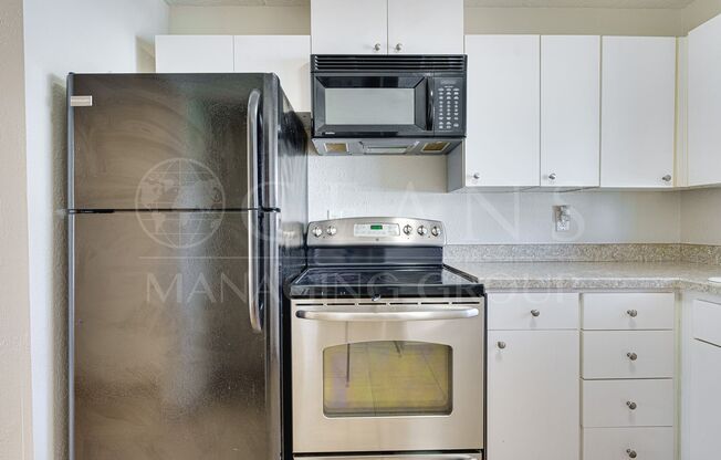 2 beds, 1.5 baths, $1,625, Unit # 14