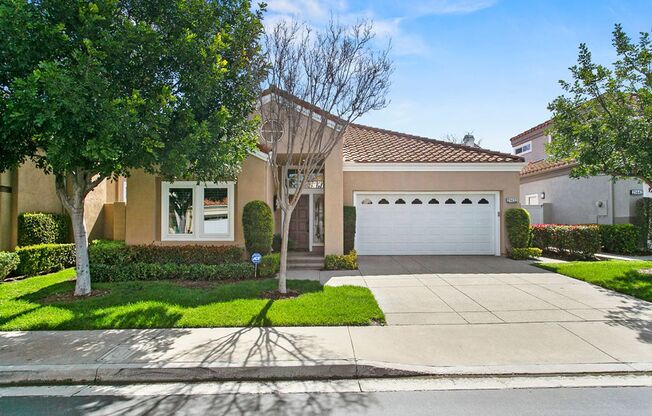 2 beds, 2 baths, $4,995