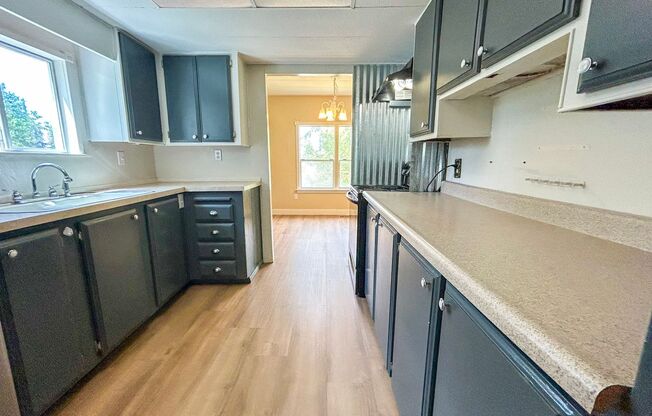 Single Level Home In Aumsville ~ 8798 Holmquist Rd SE