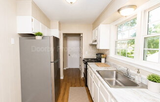 207 MEMORIAL DR