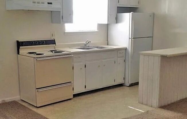 2 Bedroom Near Law School!