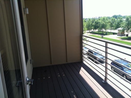 2 beds, 2 baths, 926 sqft, $1,725, Unit 212