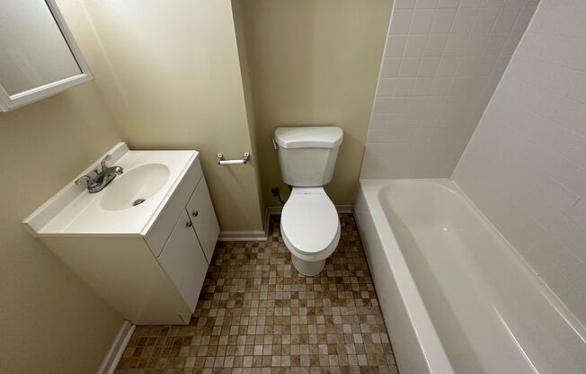 1 bed, 1 bath, 600 sqft, $1,449, Unit 5703 Hobart St. #24